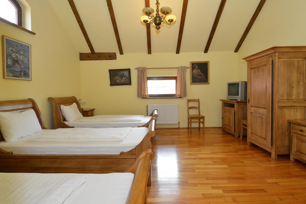 Schwabenhaus Hotel Sandra Room photo